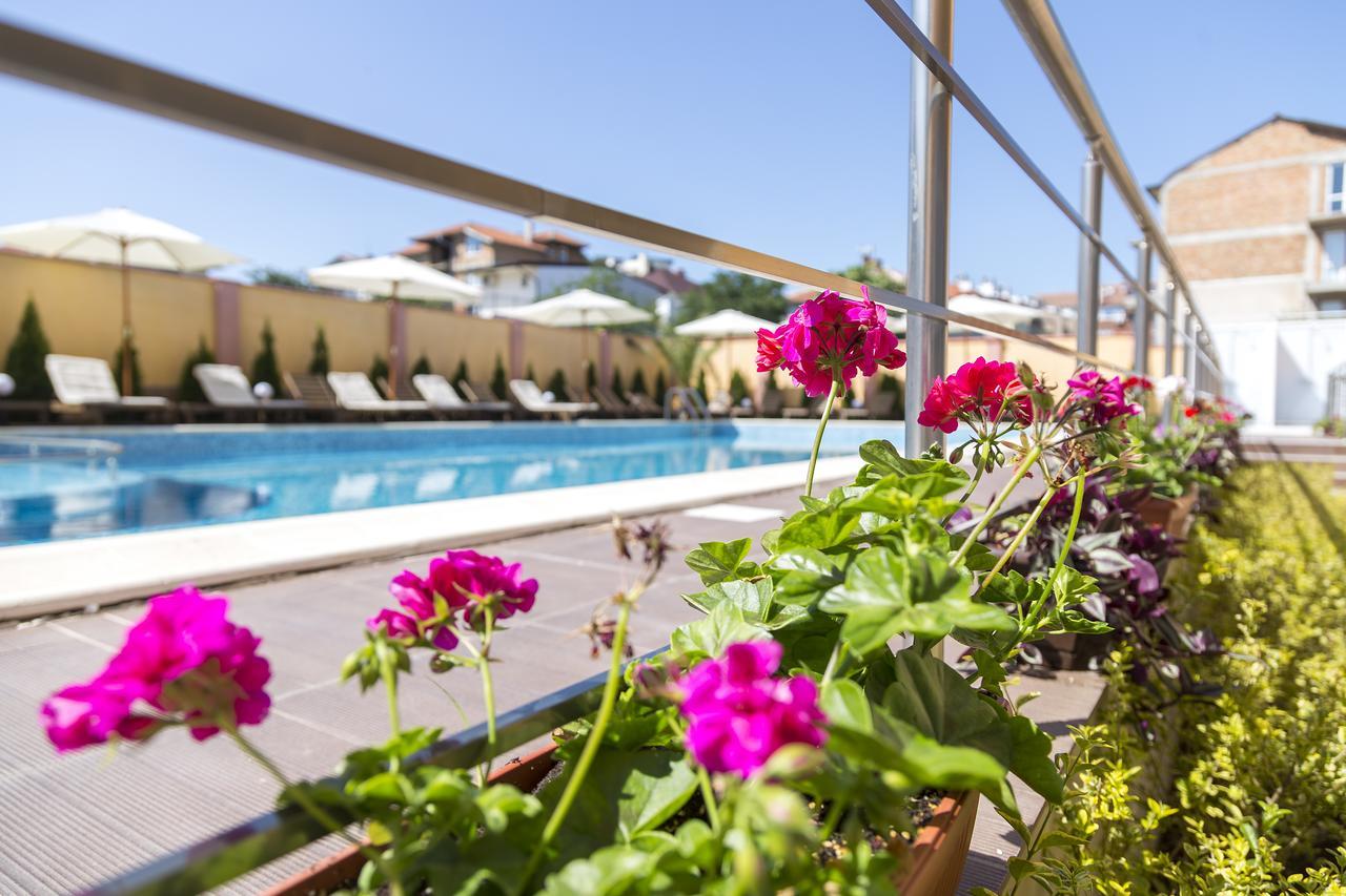 Boutique Wellness Hotel Ambrosia Черноморец Екстериор снимка